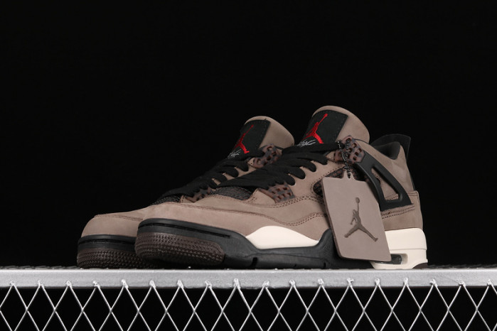 air jordan 4 x travis scott aj4-882335