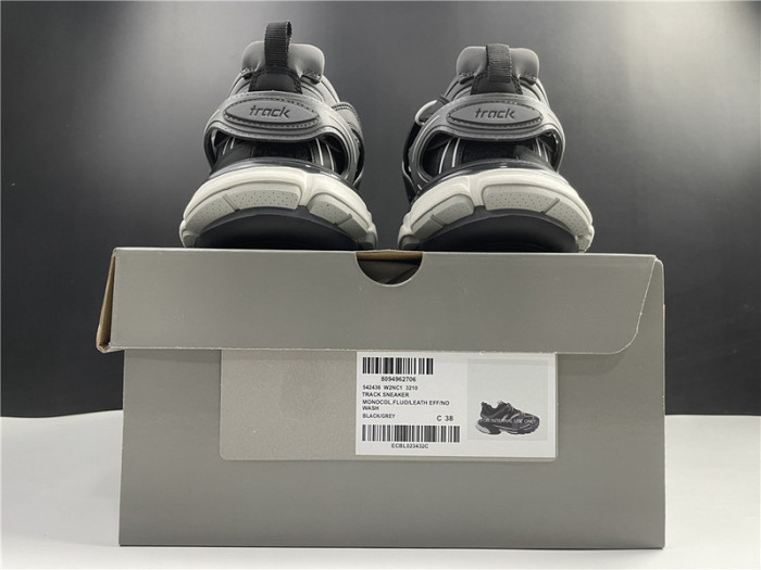 bl tess s. gomma trek low sneakers