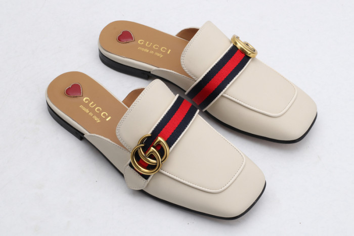 guc loafer