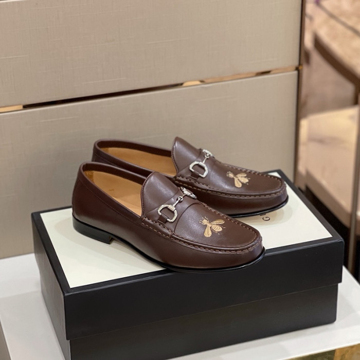 guc loafer