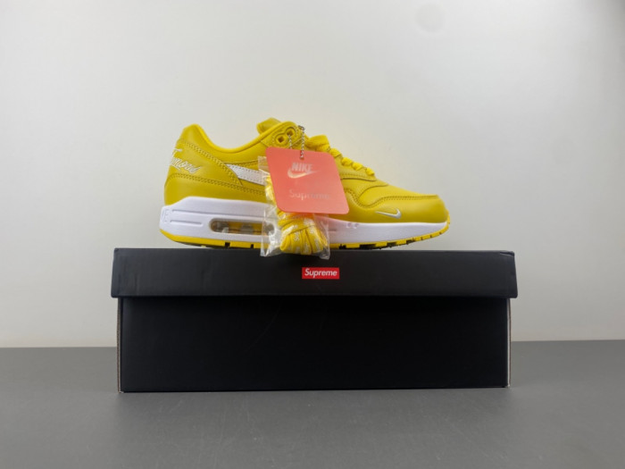 Svp*me puts its signature spin on the nike air max 1 hf8813-700