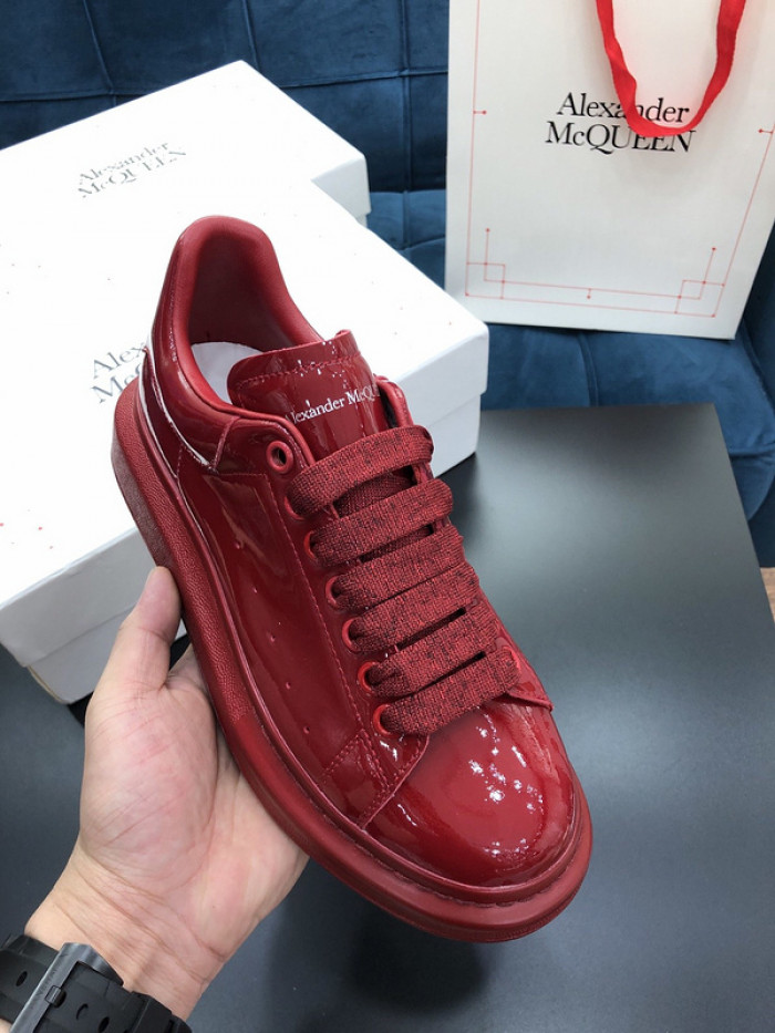 alex mcqu sneakers