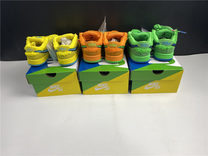 grateful dead x dunk low sb kids 