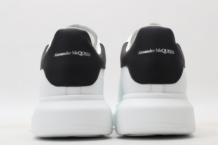alex mcqu sneakers