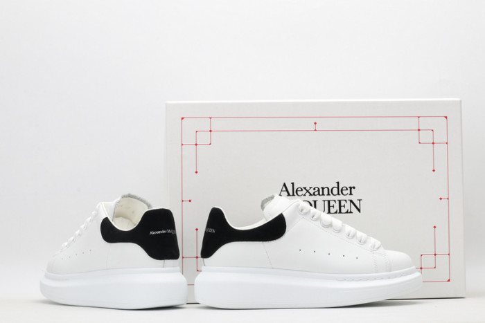 alex mcqu sneakers