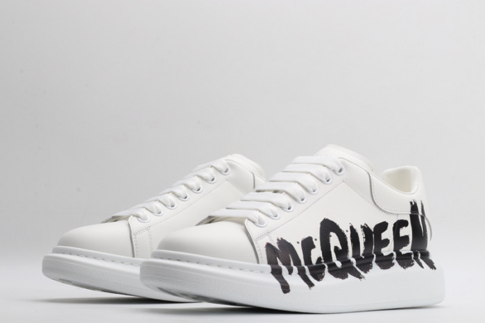 alex mcqu sneakers