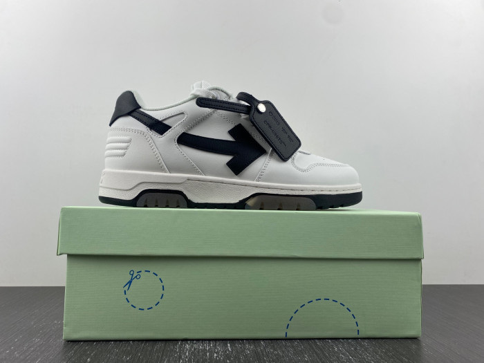 ofw out of office low-top leather sneakers 221008006