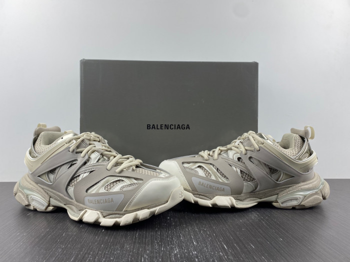 bl track trainers sneaker