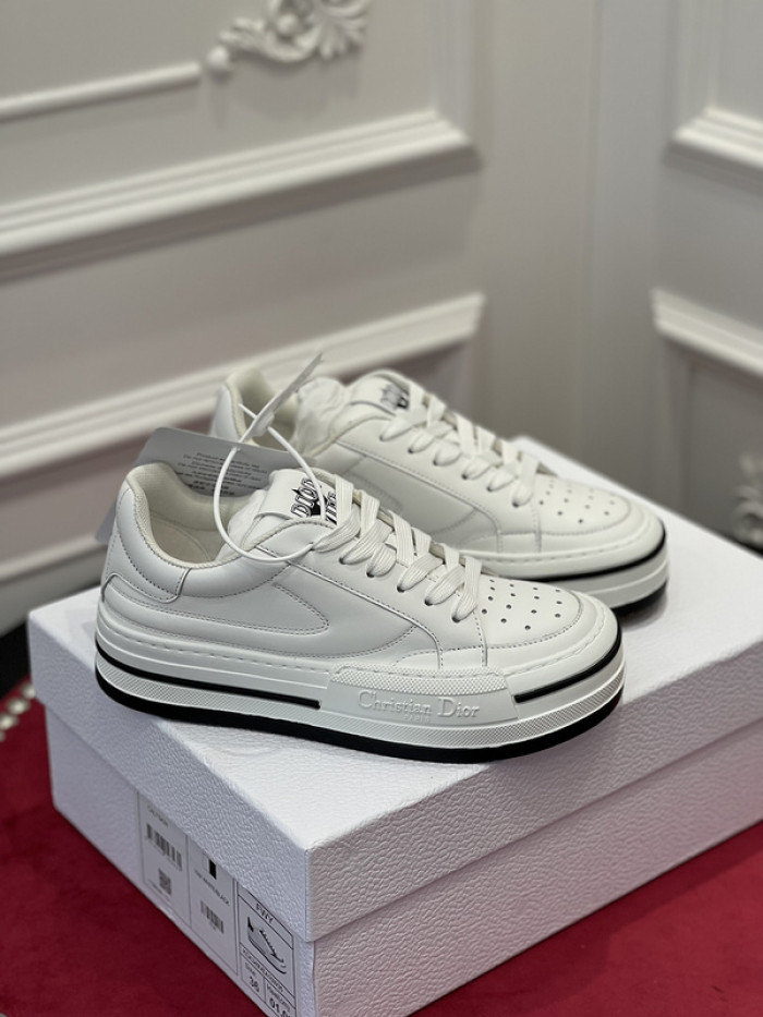 dr trainer sneaker