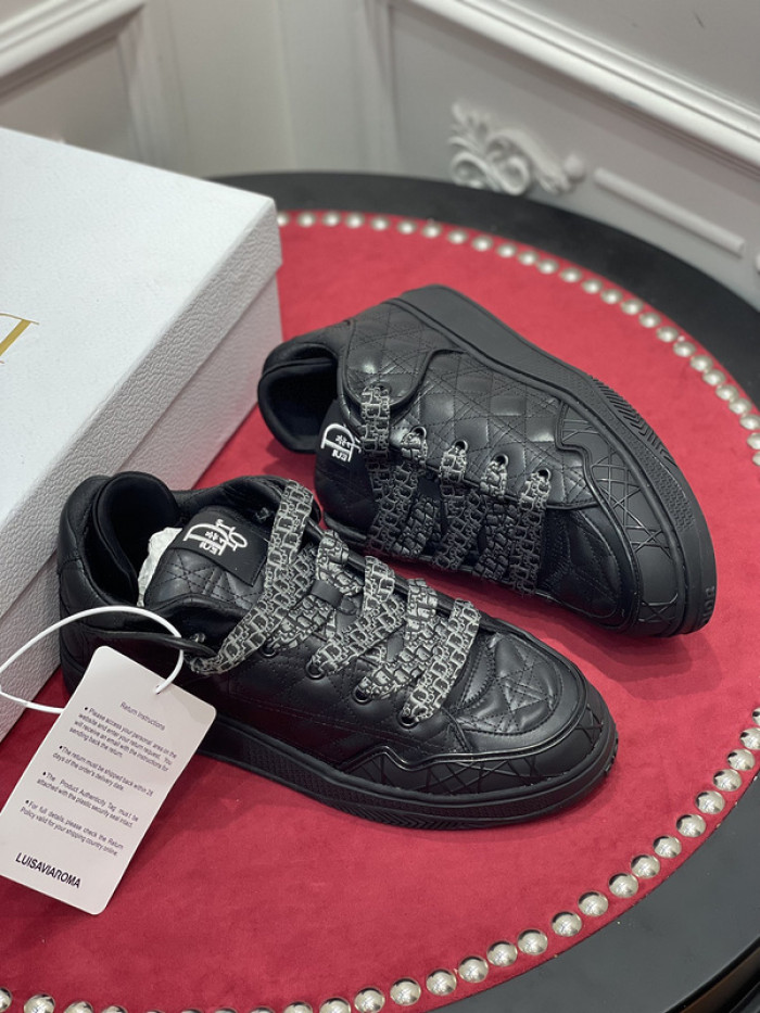 dr trainer sneaker