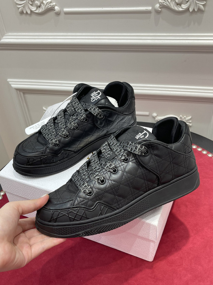 dr trainer sneaker