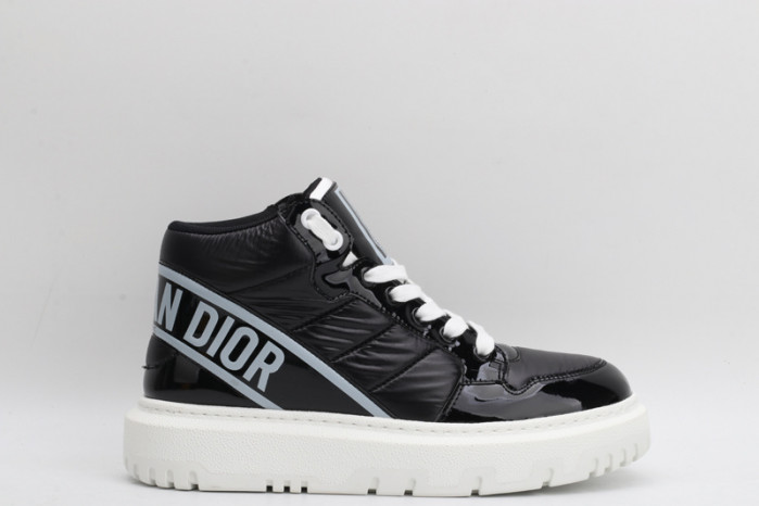 dr trainer sneaker