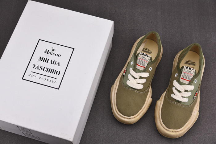 Ma*s*n mihara yasuhiro sneaker