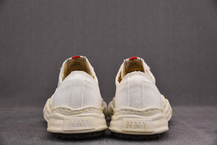 Ma*s*n mihara yasuhiro sneaker