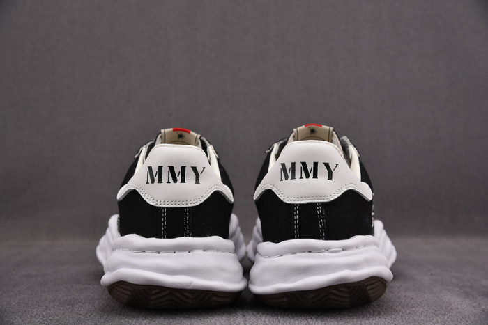 Ma*s*n mihara yasuhiro sneaker