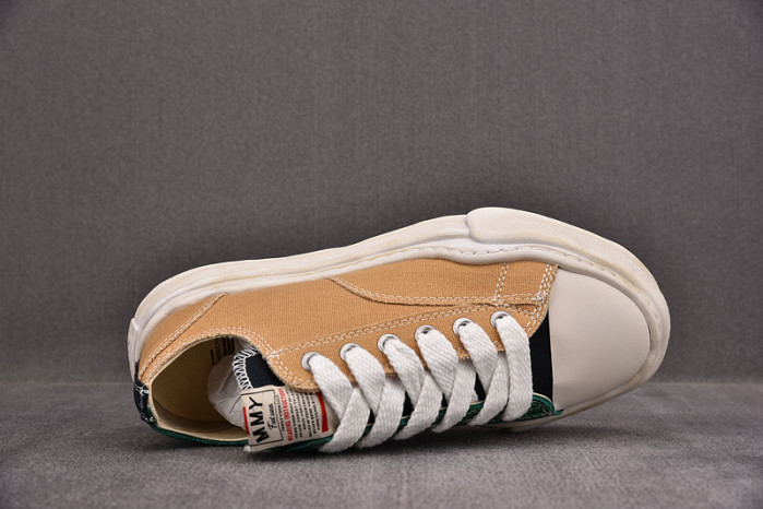 Ma*s*n mihara yasuhiro sneaker