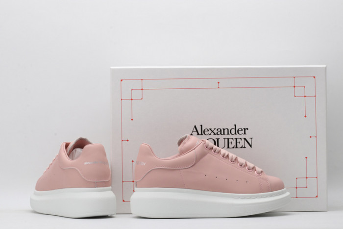 alex mcqu sneakers