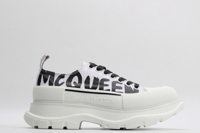alex mcqu sneakers
