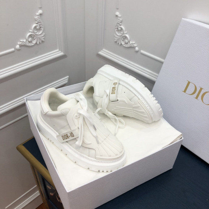 dr trainer sneaker