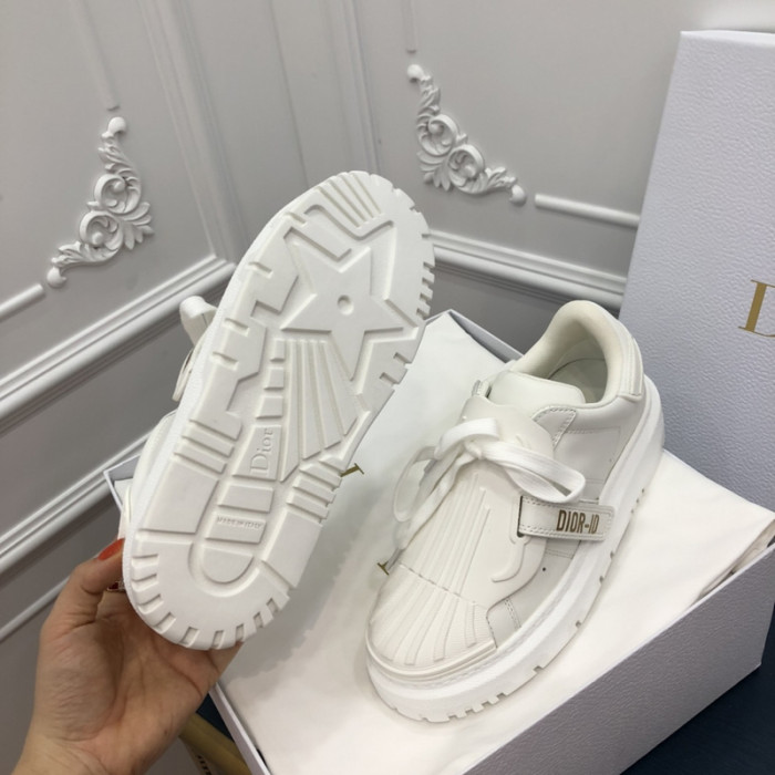 dr trainer sneaker