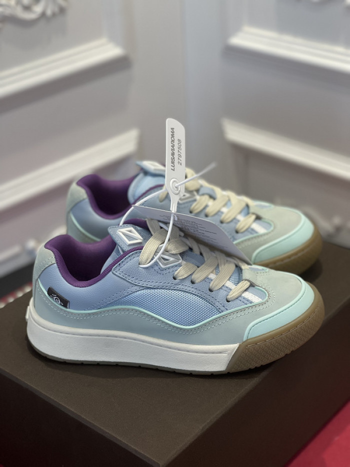 dr trainer sneaker