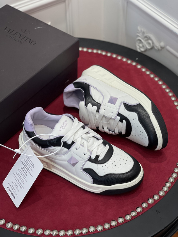 v*lentino sneaker
