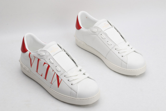 v*lentino sneaker