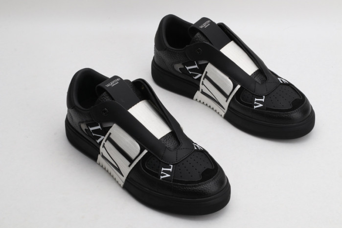 v*lentino sneaker