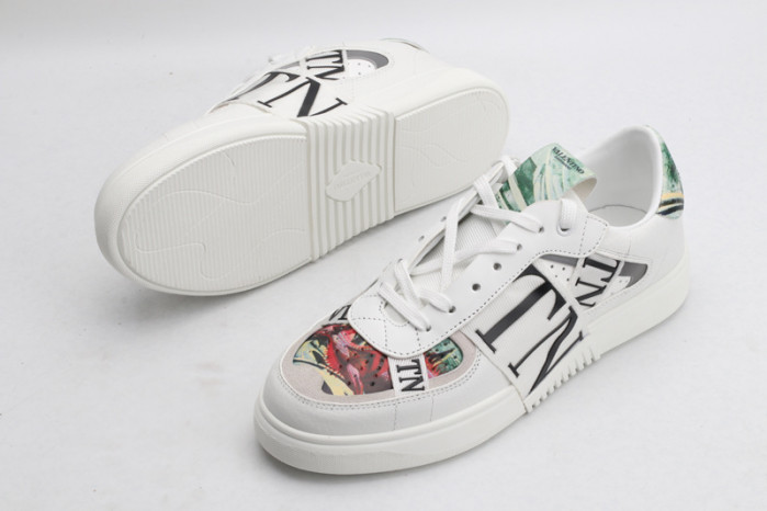 v*lentino sneaker