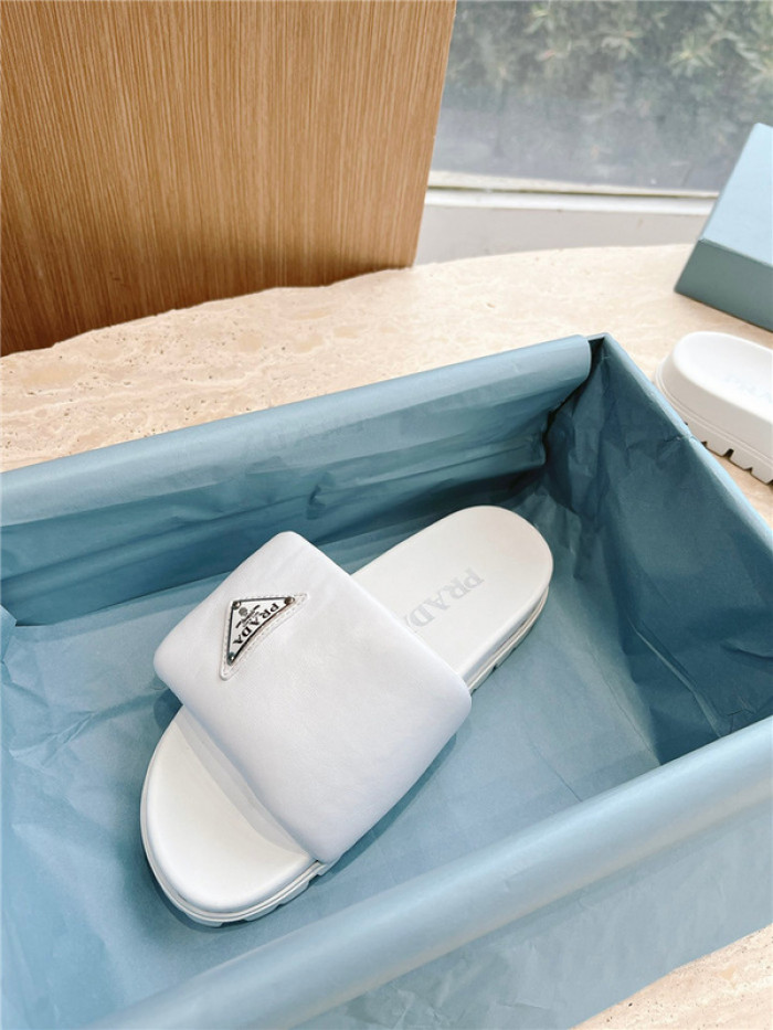 prad slippers