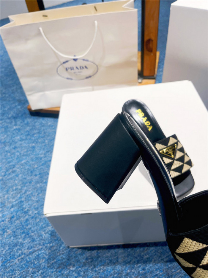 prad slippers