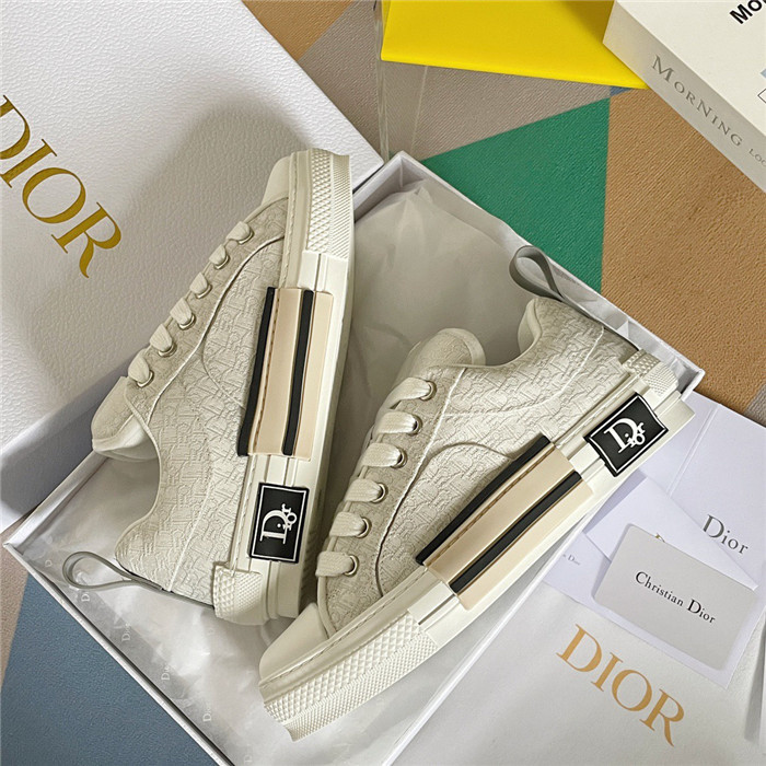 dr b23 sneakers