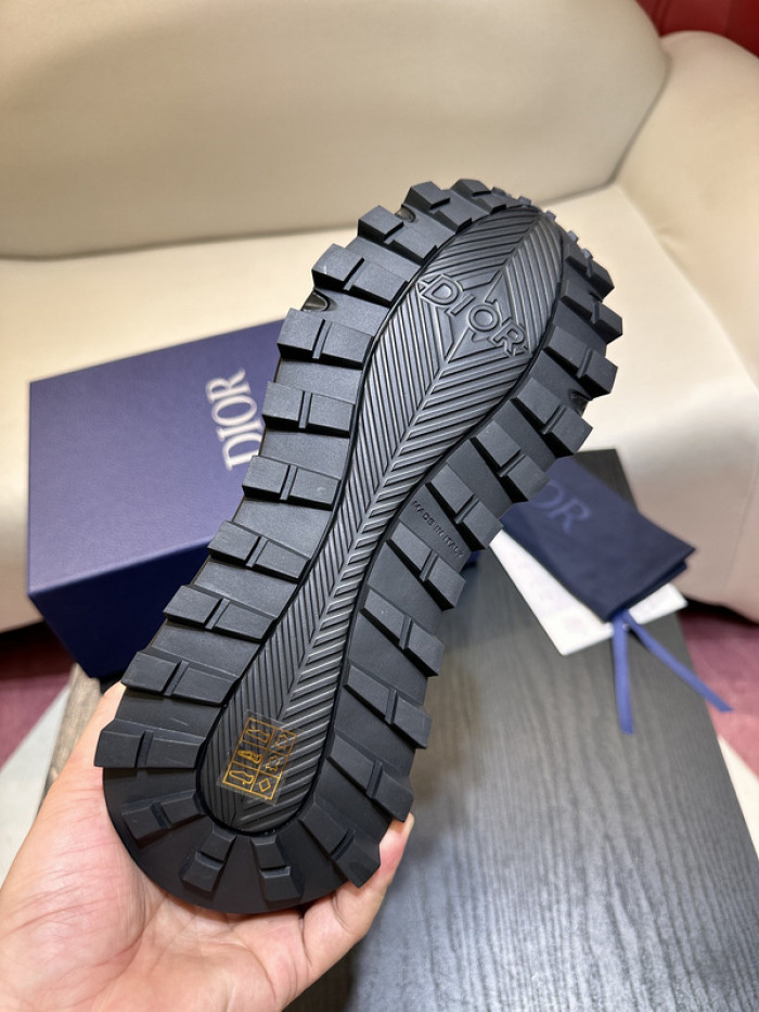 dr b31 trainer sneaker