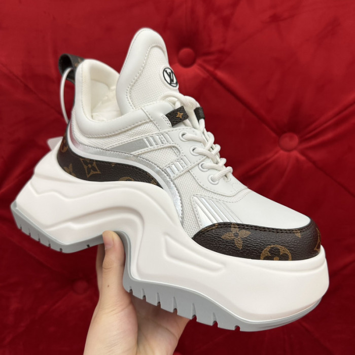 lovt archlight sneaker