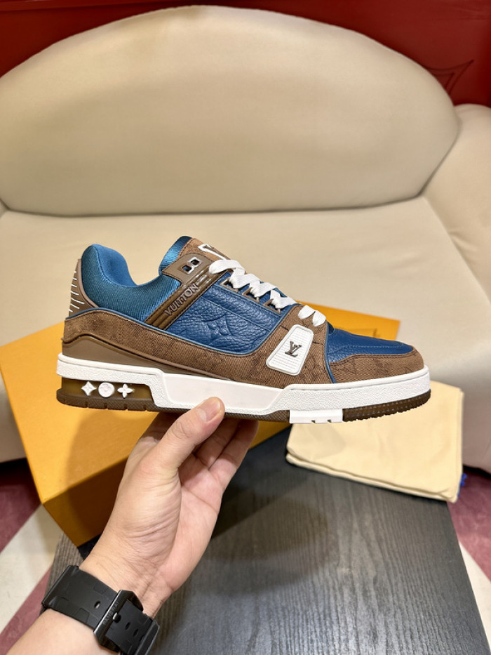 lovt sneaker