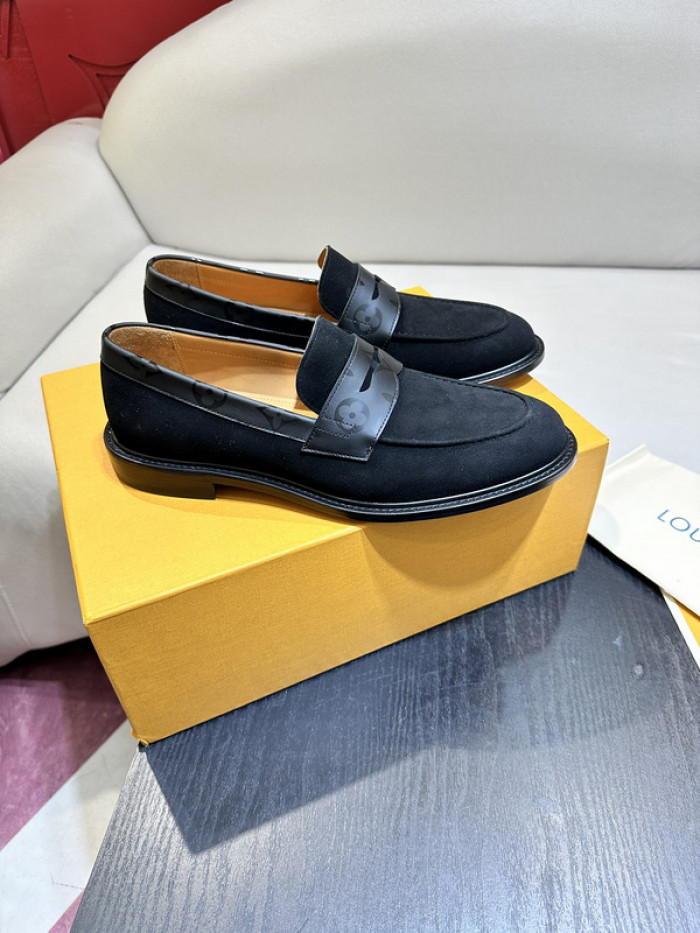 lovt loafer