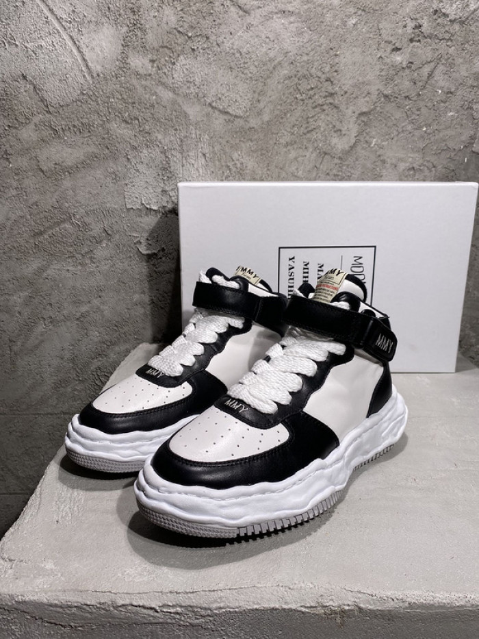 Ma*s*n mihara yasuhiro sneaker