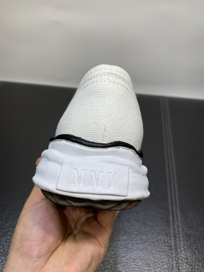 Ma*s*n mihara yasuhiro sneaker
