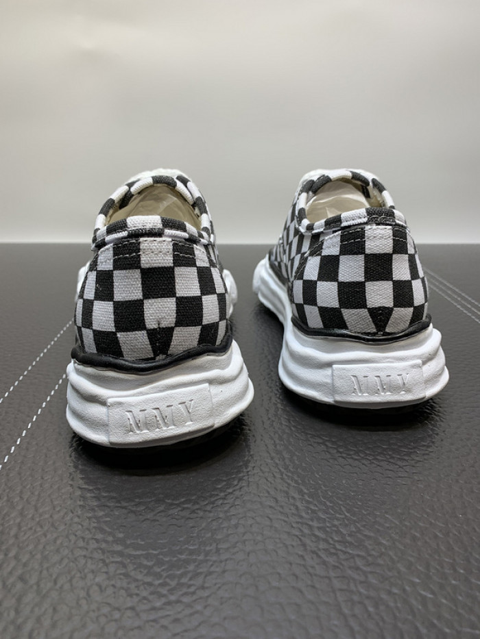 Ma*s*n mihara yasuhiro sneaker
