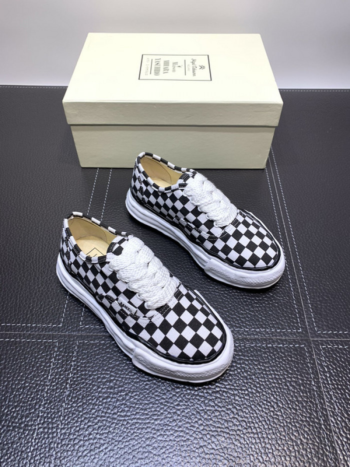 Ma*s*n mihara yasuhiro sneaker