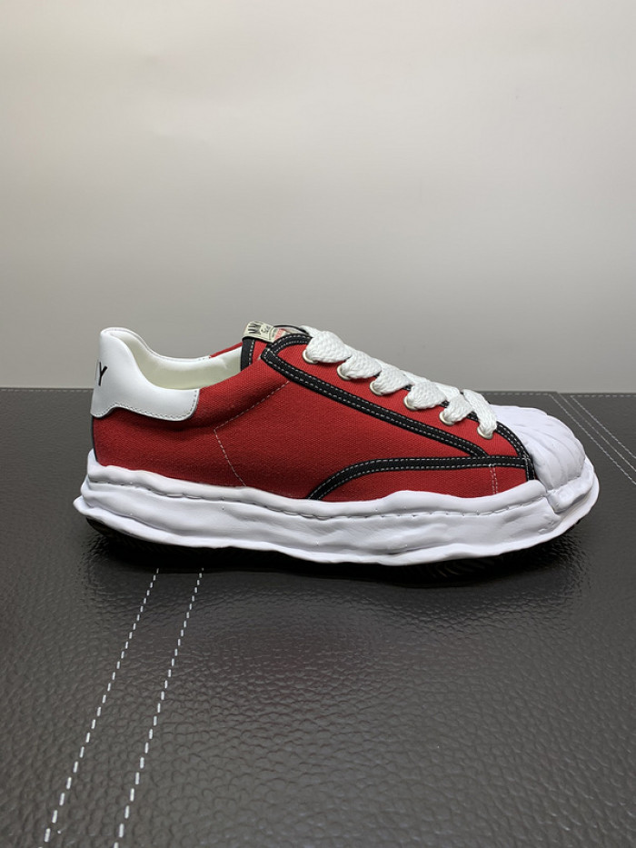 Ma*s*n mihara yasuhiro sneaker