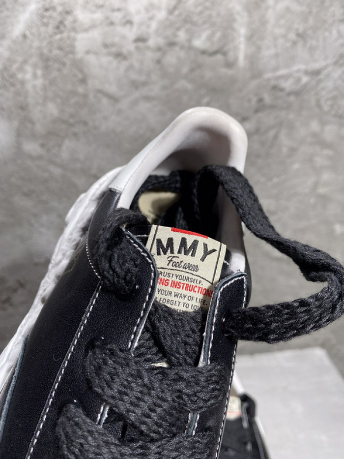 Ma*s*n mihara yasuhiro sneaker