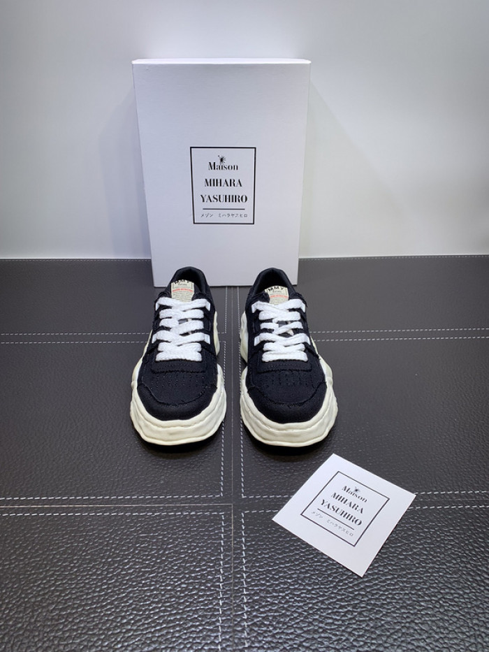 Ma*s*n mihara yasuhiro sneaker
