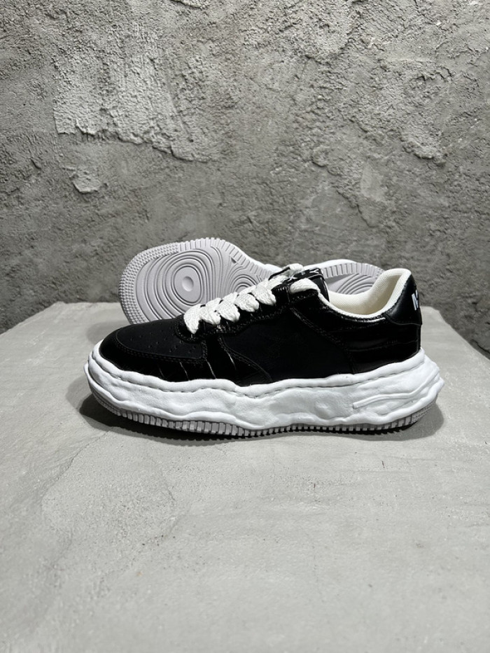 Ma*s*n mihara yasuhiro sneaker