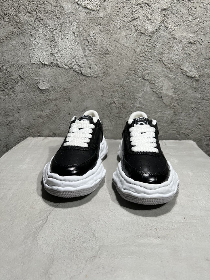 Ma*s*n mihara yasuhiro sneaker