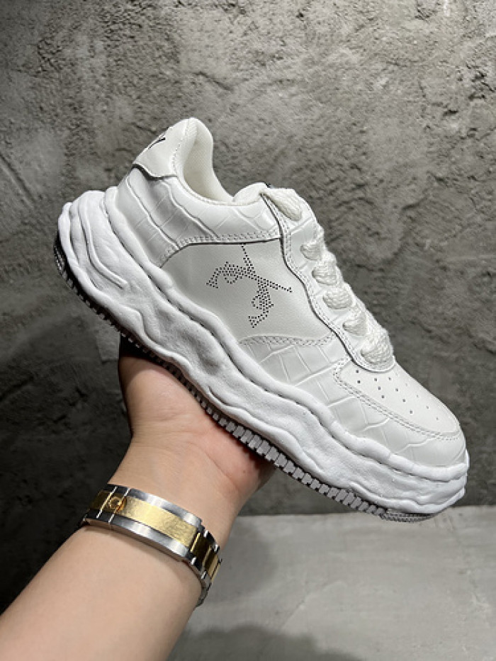 Ma*s*n mihara yasuhiro sneaker