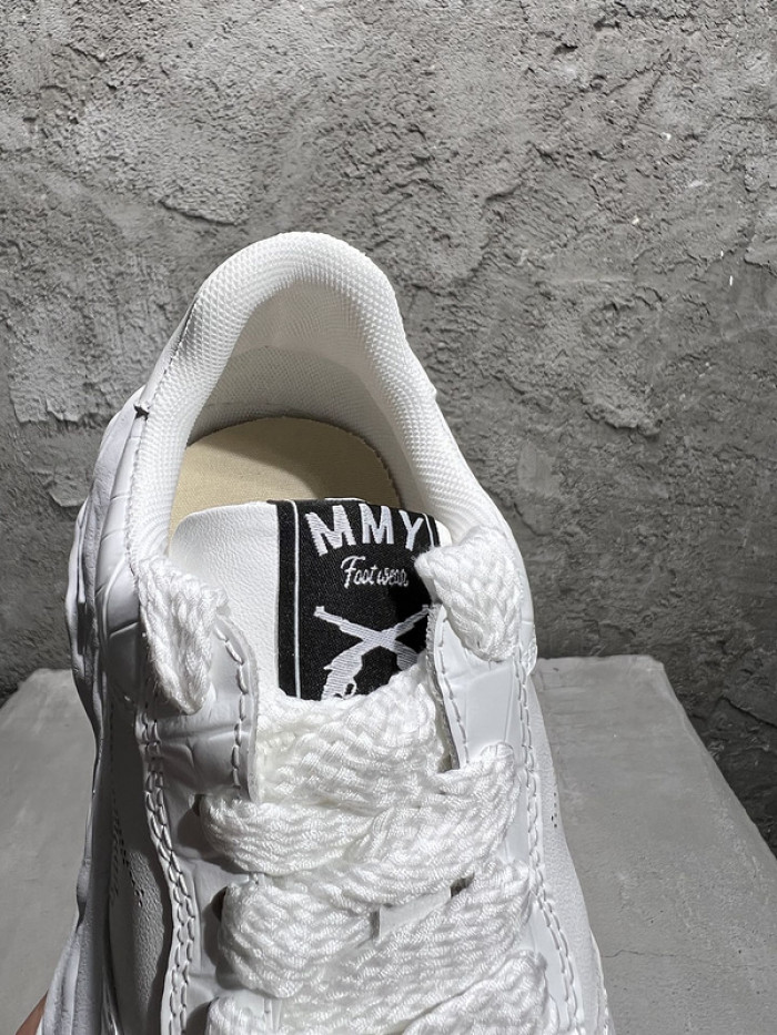 Ma*s*n mihara yasuhiro sneaker