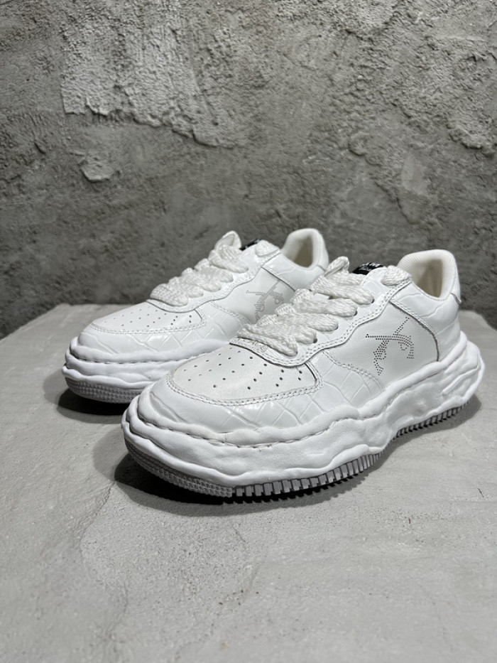 Ma*s*n mihara yasuhiro sneaker