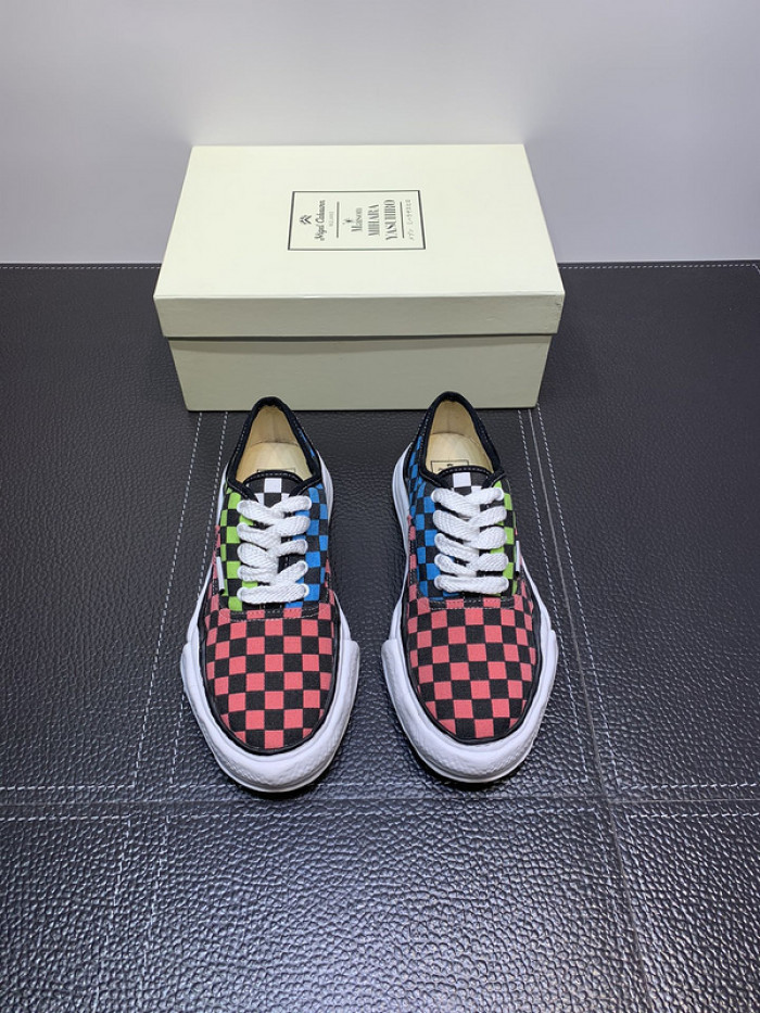 Ma*s*n mihara yasuhiro sneaker