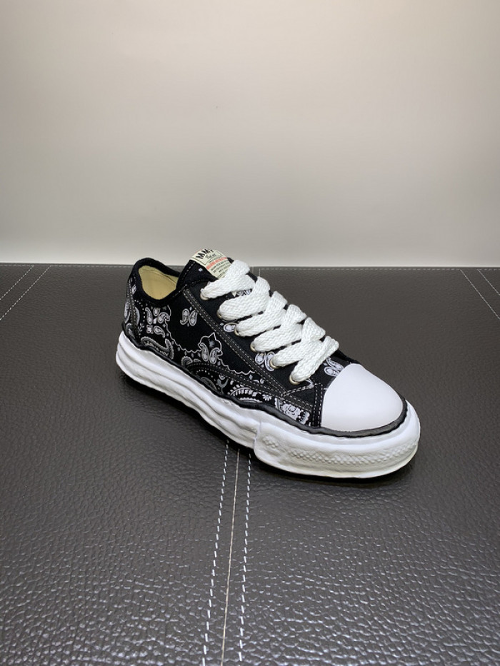 Ma*s*n mihara yasuhiro sneaker